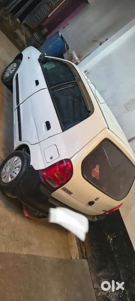 Maruti Suzuki Alto 0.8 Lxi Petrol Manual 2013