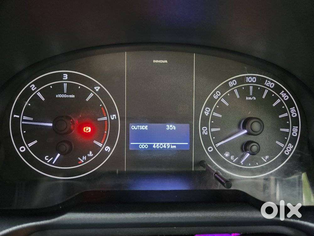 Toyota Innova Crysta 2.4 G Mt, 2019, Diesel