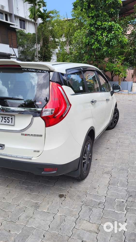 Mahindra Marazzo Diesel 2019