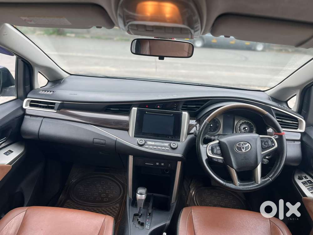 Toyota Innova Crysta 2.8 Z, 2016, Diesel
