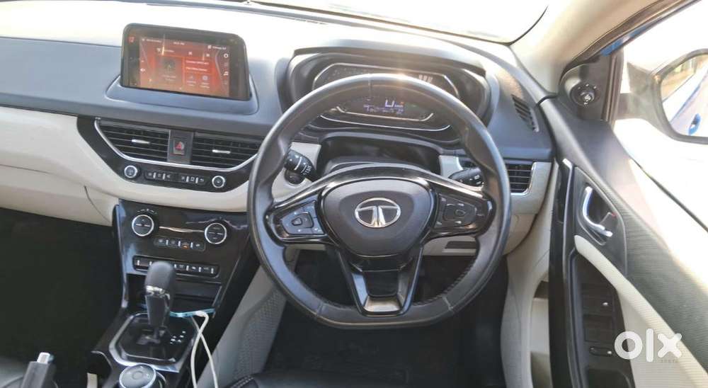 Tata Nexon 1.2 Revotron Xza Plus Dualtone, 2020, Petrol