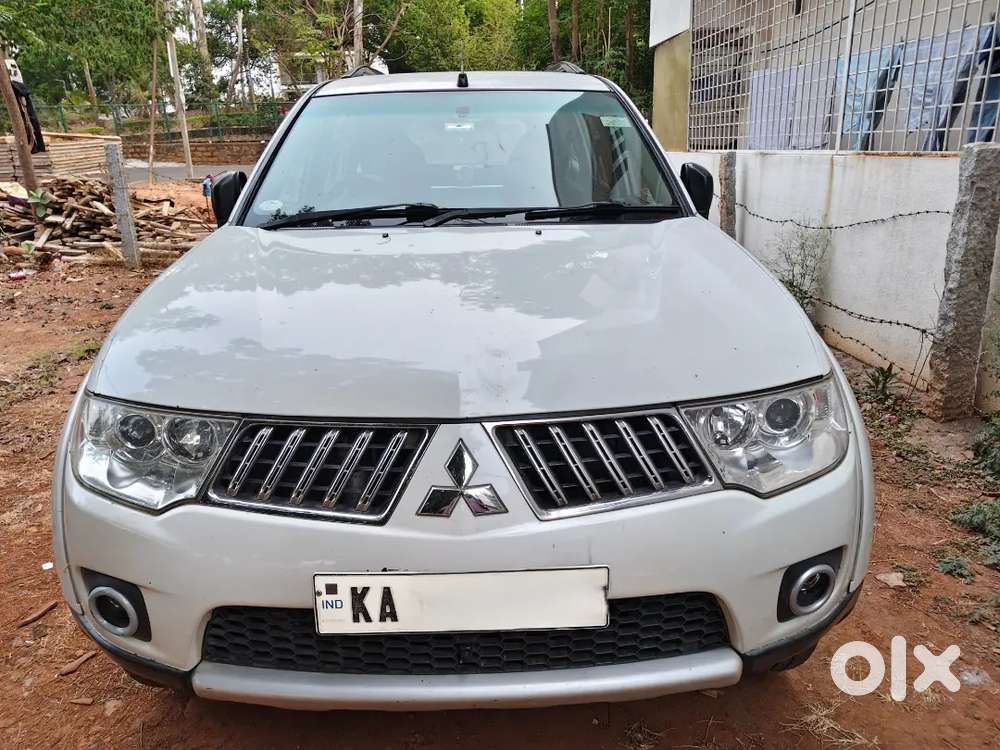 Service History Available