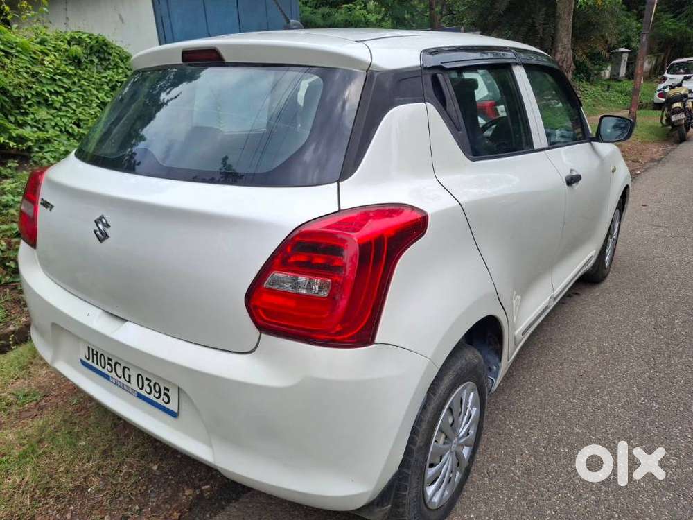 Maruti Suzuki Swift Lxi Optional-o, 2019, Petrol