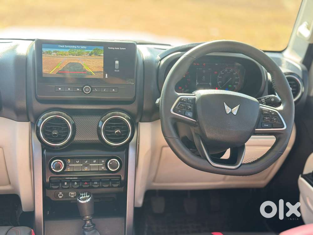 Mahindra Thar Roxx Mx5 Rwd Diesel, 2025, Diesel