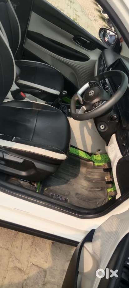 Hyundai I20 Sportz 1.2 Mt, 2024, Petrol