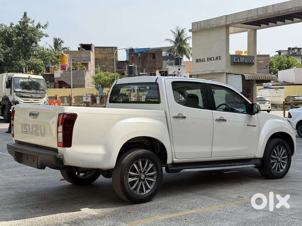 Isuzu V-cross Z 4x4 Mt, 2019, Diesel