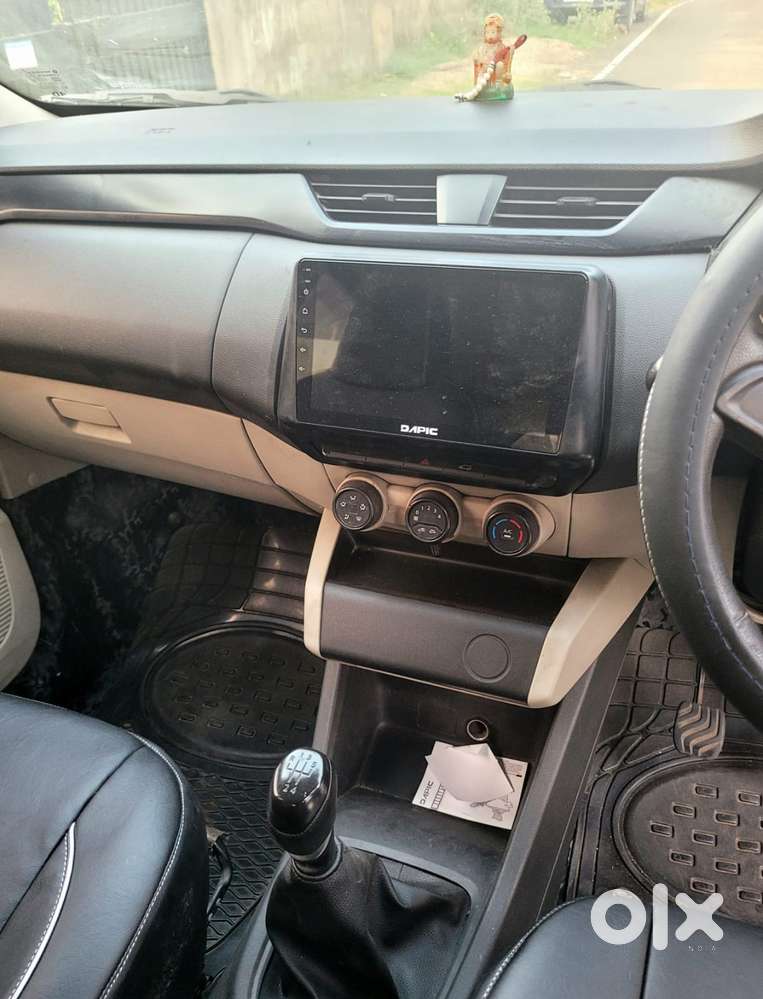 Renault Triber Rxl, 2020, Petrol