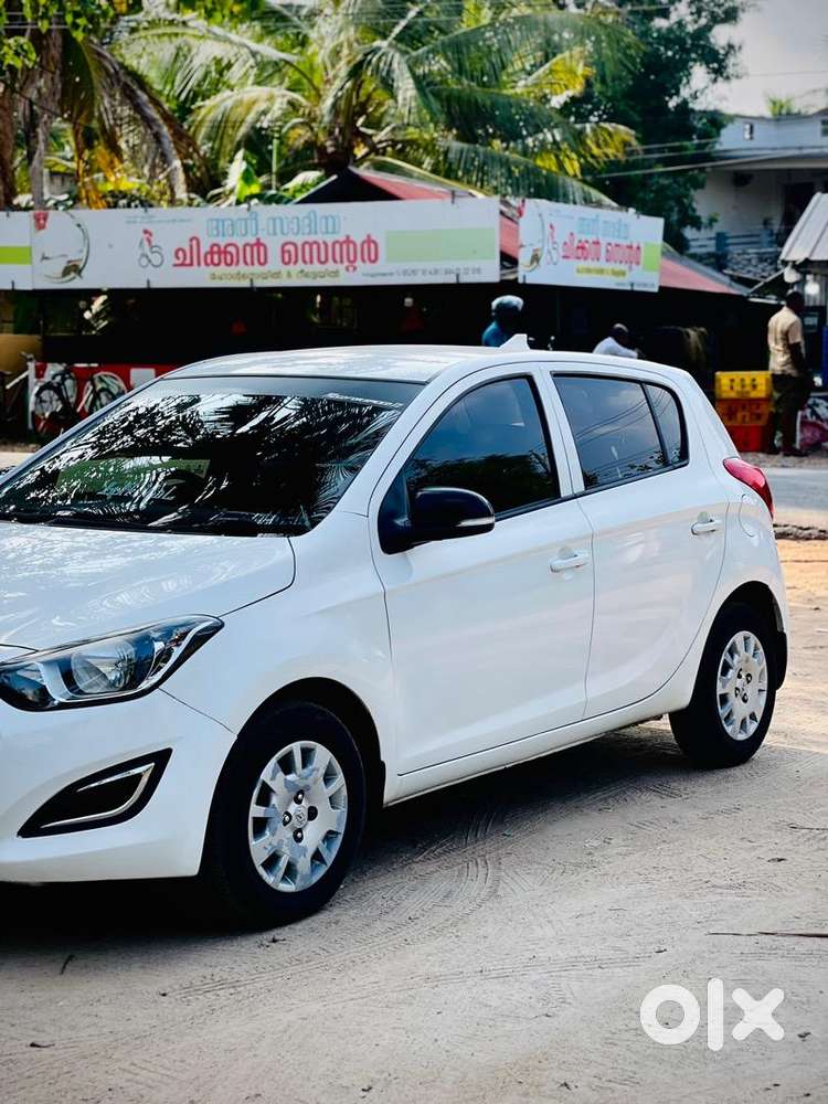 Hyundai I20 2013 Petrol 67500 Km Driven