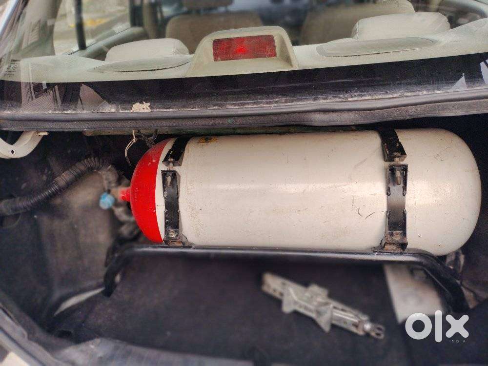 Maruti Suzuki Swift Dzire Lxi Option, 2018, Cng & Hybrids