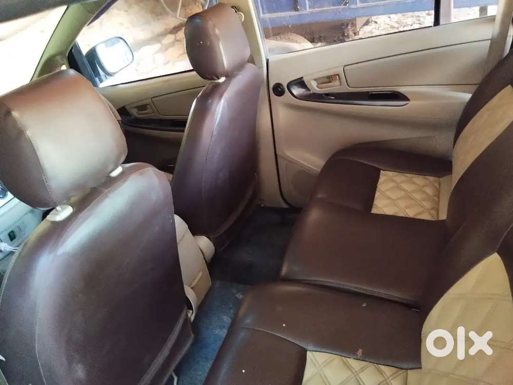Toyota Innova 2012 Diesel Well Maintained