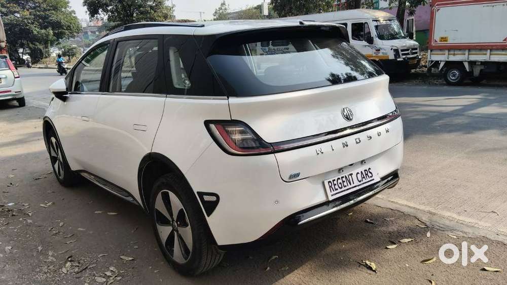 Mg Windsor Ev Essence, 2024, Electric