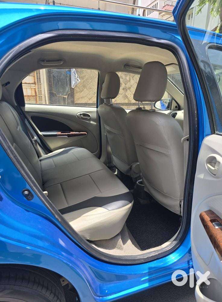 Toyota Etios Liva V, 2013, Petrol