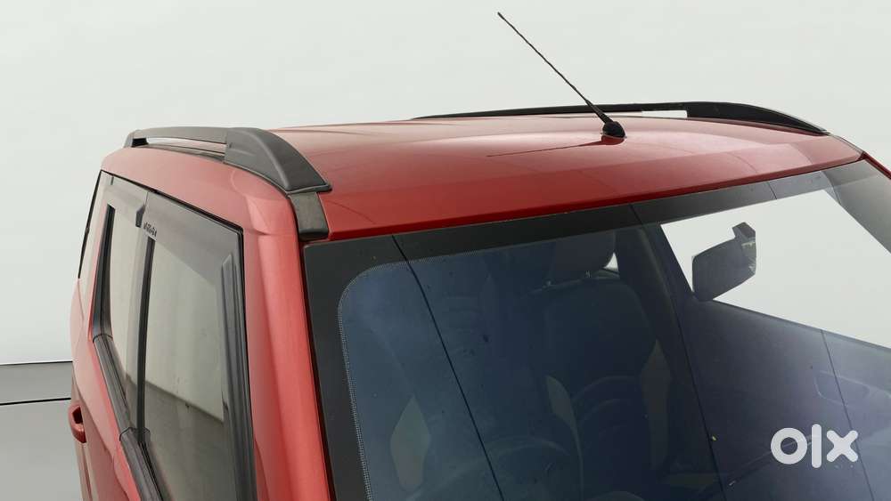 Mahindra Tuv 300 T8 Amt, 2016, Diesel