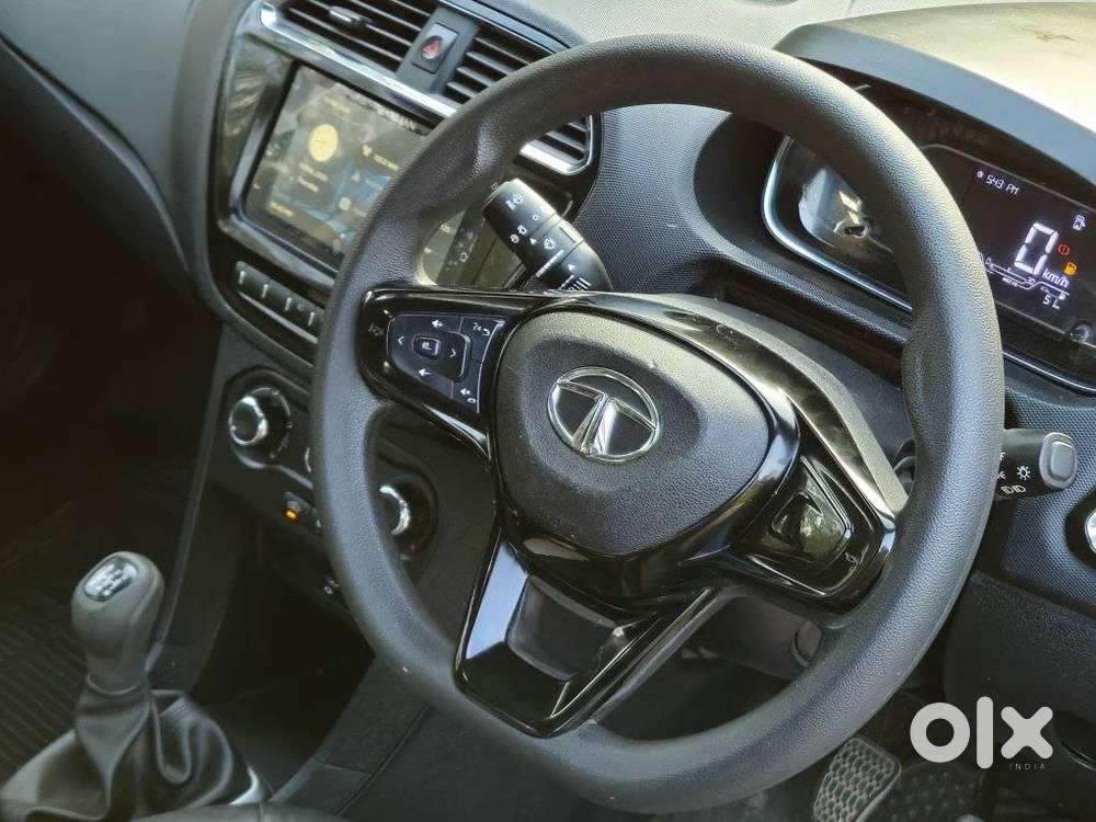 Tata Tiago Xz, 2023, Petrol