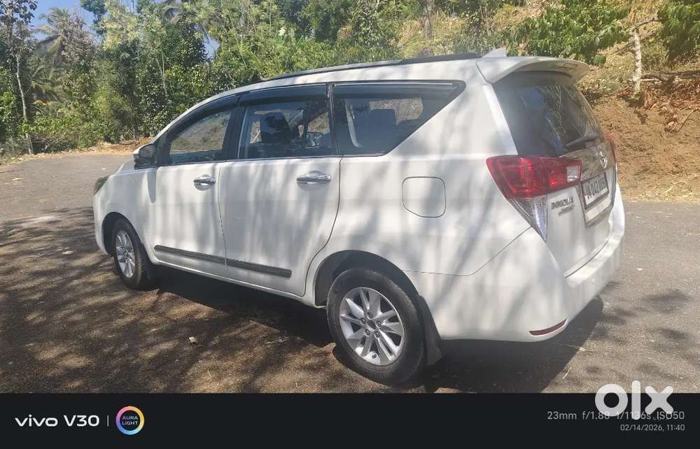 Toyota Innova Crysta