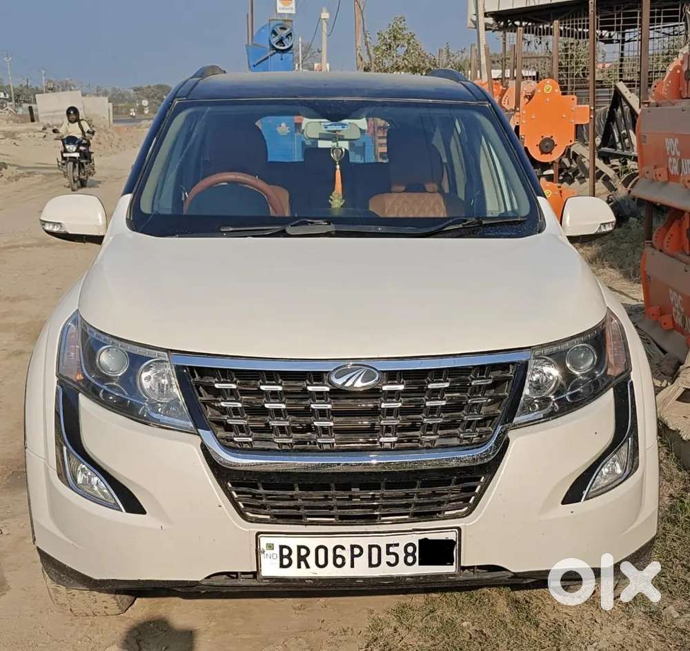 Mahindra Xuv500 2017 Diesel 48768 Km Driven