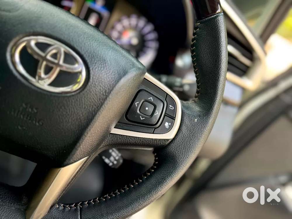 Toyota Innova Crysta [2020-ongoing] 2.4 Zx At 7 Str, 2022, Diesel