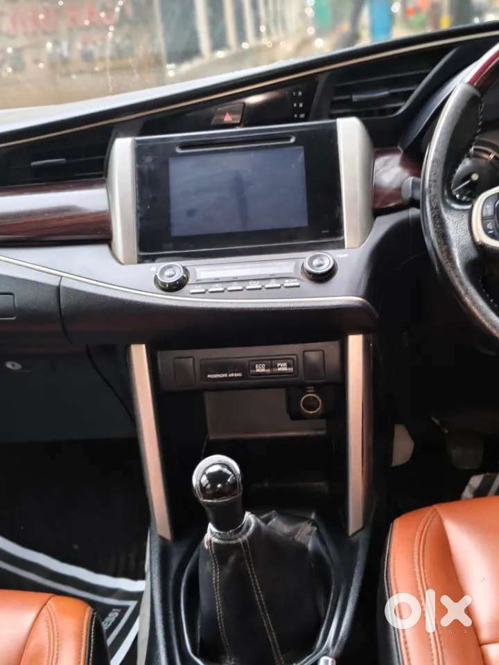 Toyota Innova Crysta 2.4 V 7 Str, 2017, Diesel