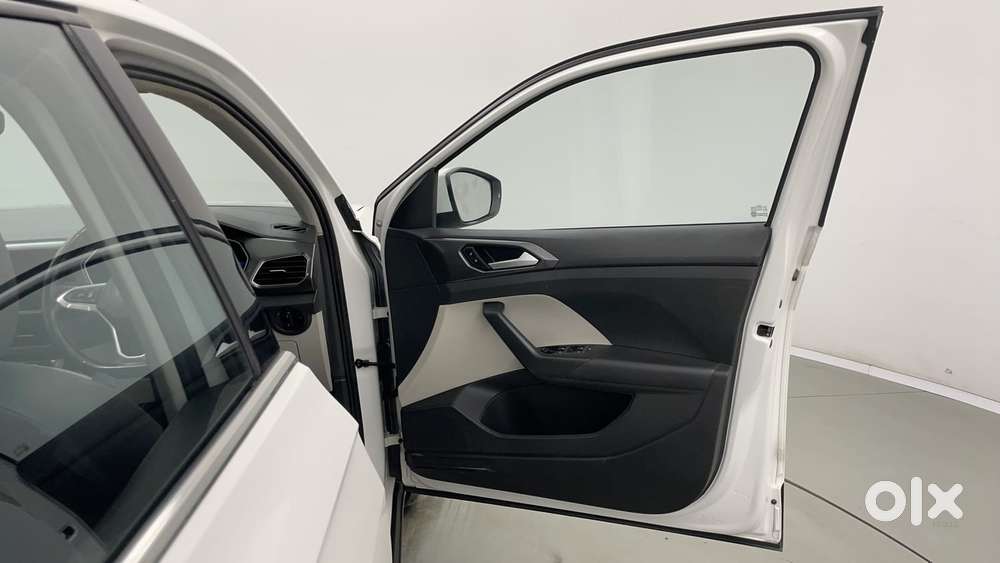 Volkswagen Taigun Topline 1.0 Tsi At (electric Seats), 2021, Petrol