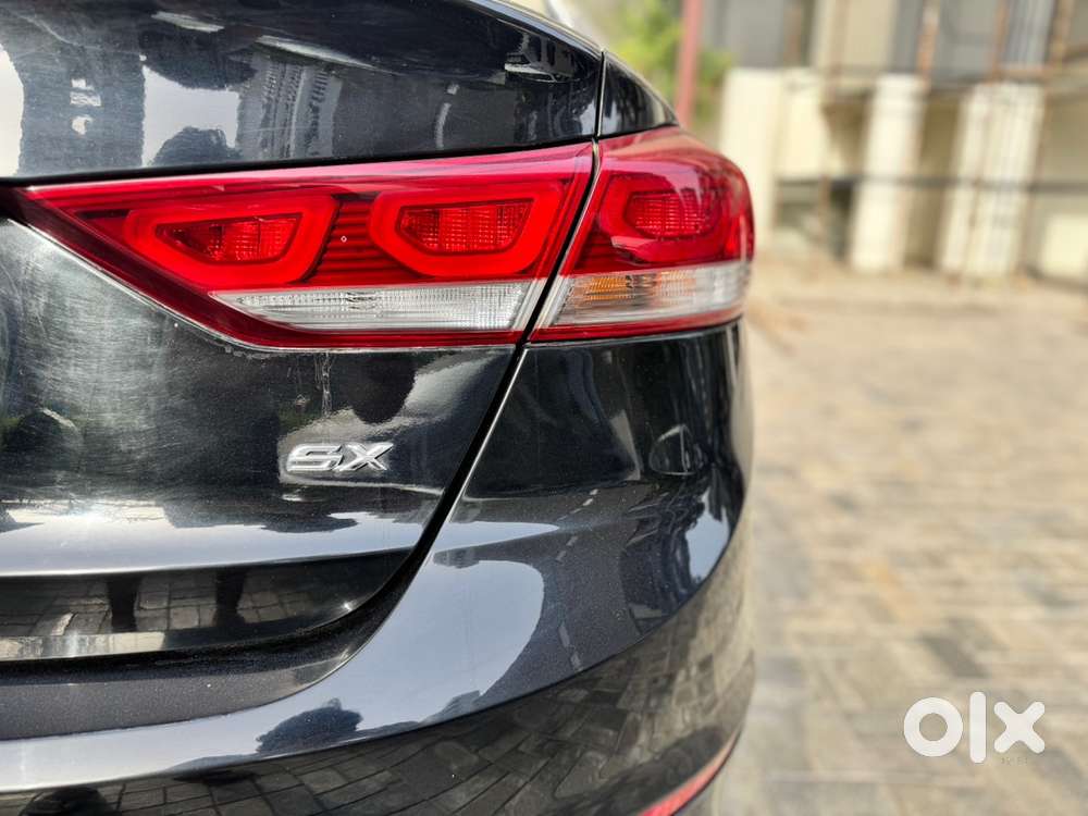 Hyundai New Elantra Petrol 2017 Top End Sx Option