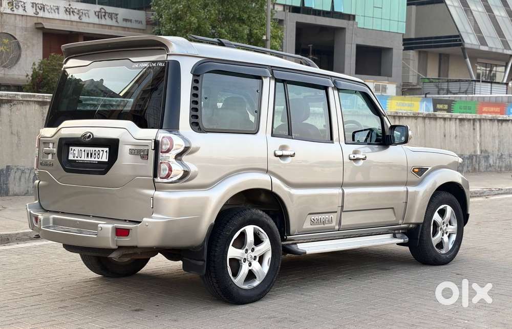 Mahindra Scorpio S4, 2015, Diesel