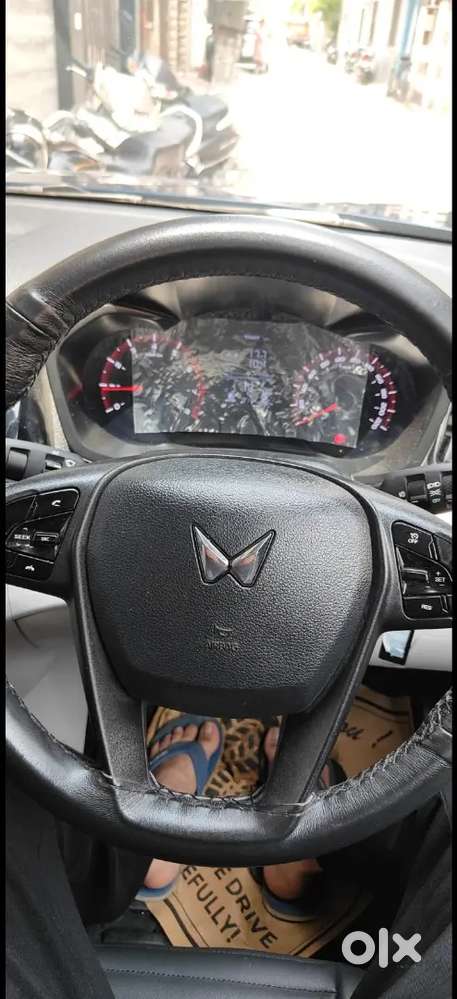 Mahindra Xuv 3xo Petrol Manual 2025