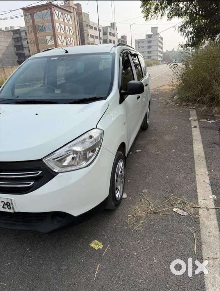 Renault Lodgy 2017 Diesel 77000 Km Driven