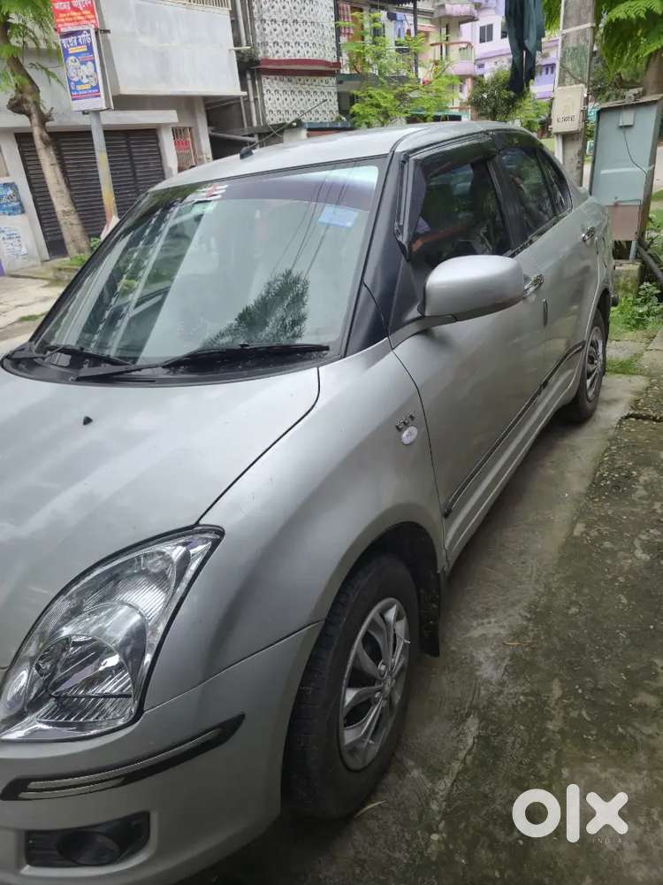 Maruti Suzuki Dzire 2010 Petrol 72500 Km Driven