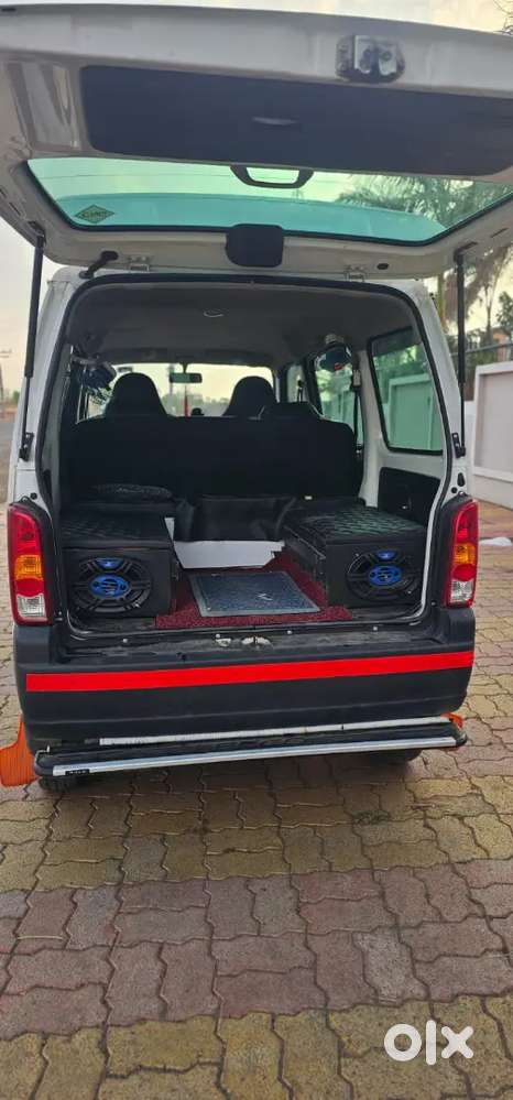 Maruti Suzuki Eeco 2025 Cng & Hybrids 14000 Km Driven