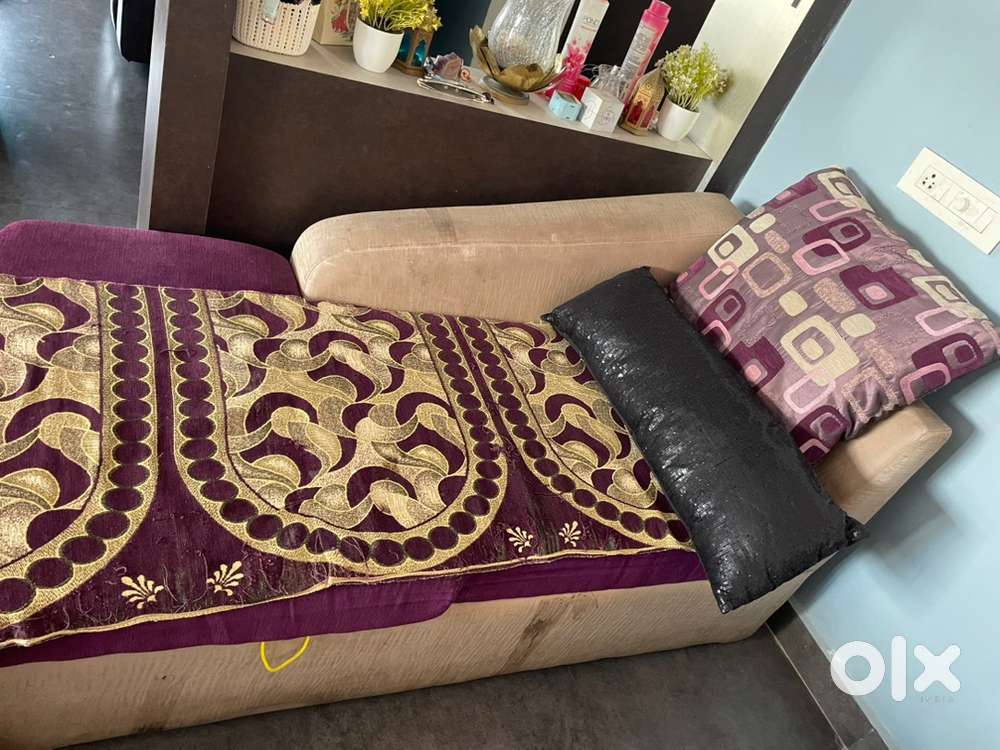 Sofa, bed, cot, tea poy, bean bag, backpack, gas stove, vacuum cleaner