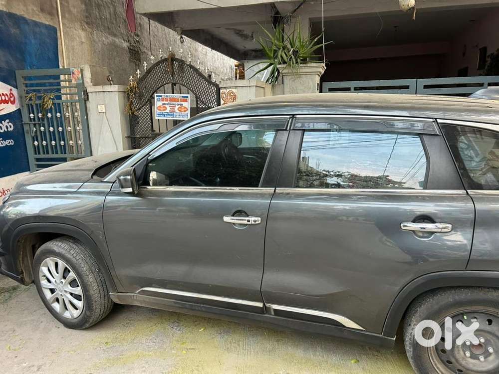 Maruti Suzuki Grand Vitara 2023 Petrol Well Maintained