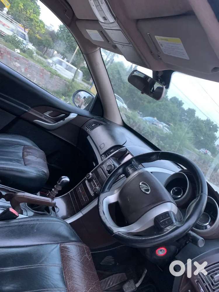 Mahindra Xuv500 2012 Diesel 120000 Km Driven
