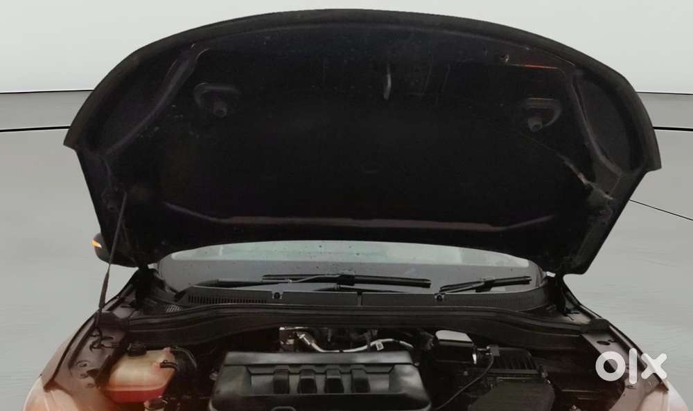 Mahindra Xuv700 2.2 Ax 5 Diesel At Str, 2023, Diesel