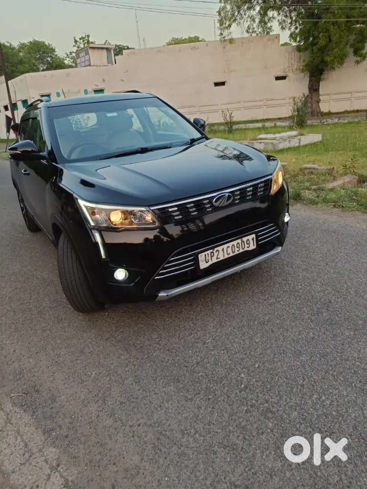 Mahindra Xuv Top 300 2021 Diesel 79000 Km Driven W8 Optinal Sunroof