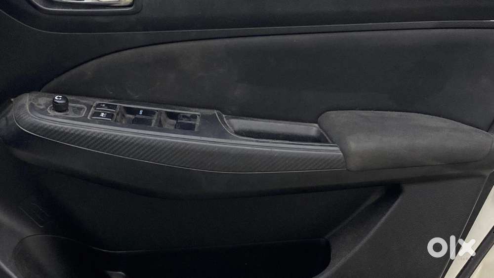 Maruti Suzuki Swift Amt Vxi, 2018, Petrol