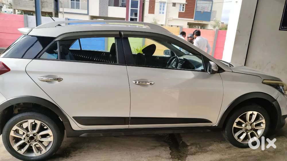 Hyundai I20 Active 2017 Petrol 100000 Km Driven