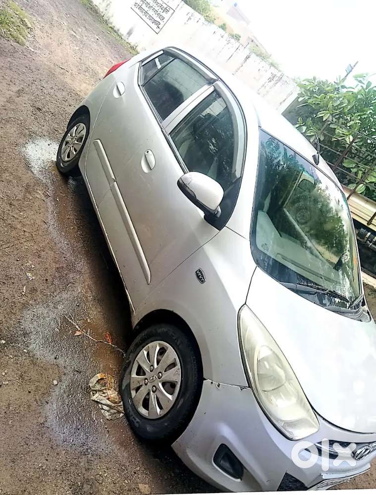 Hyundai I10 Sportz 2011