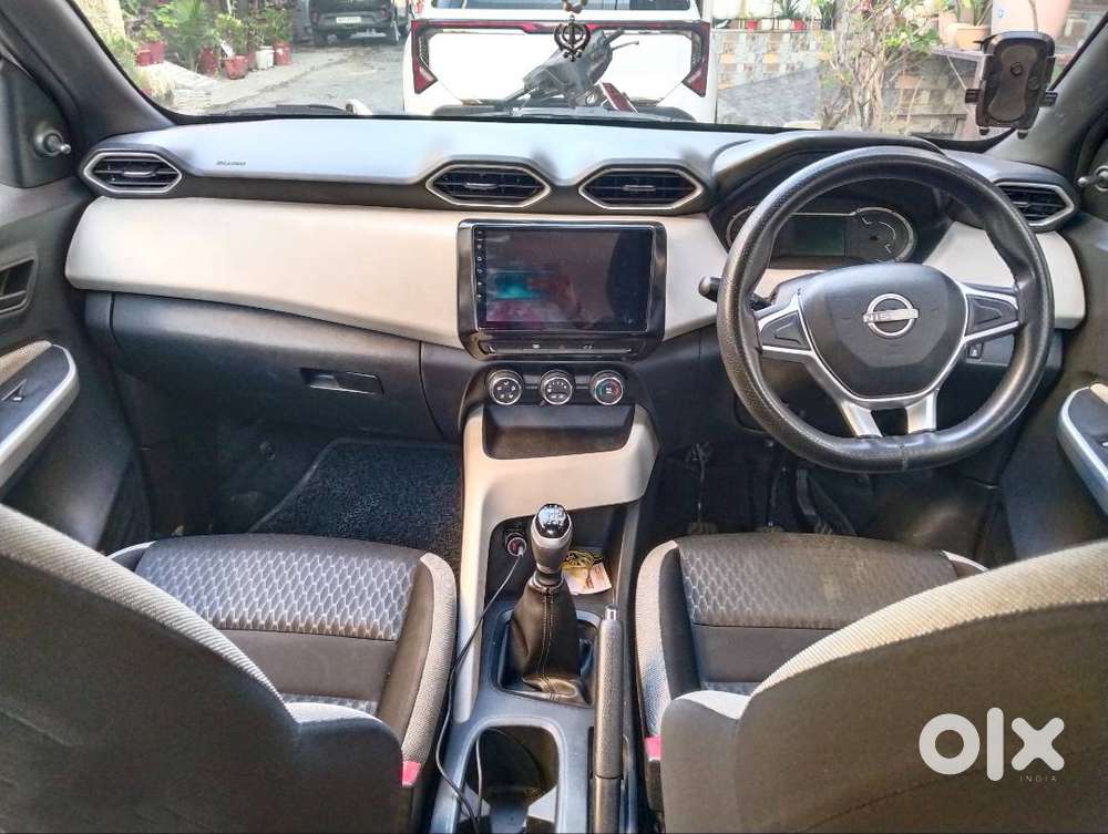 Nissan Magnite Xv 2023