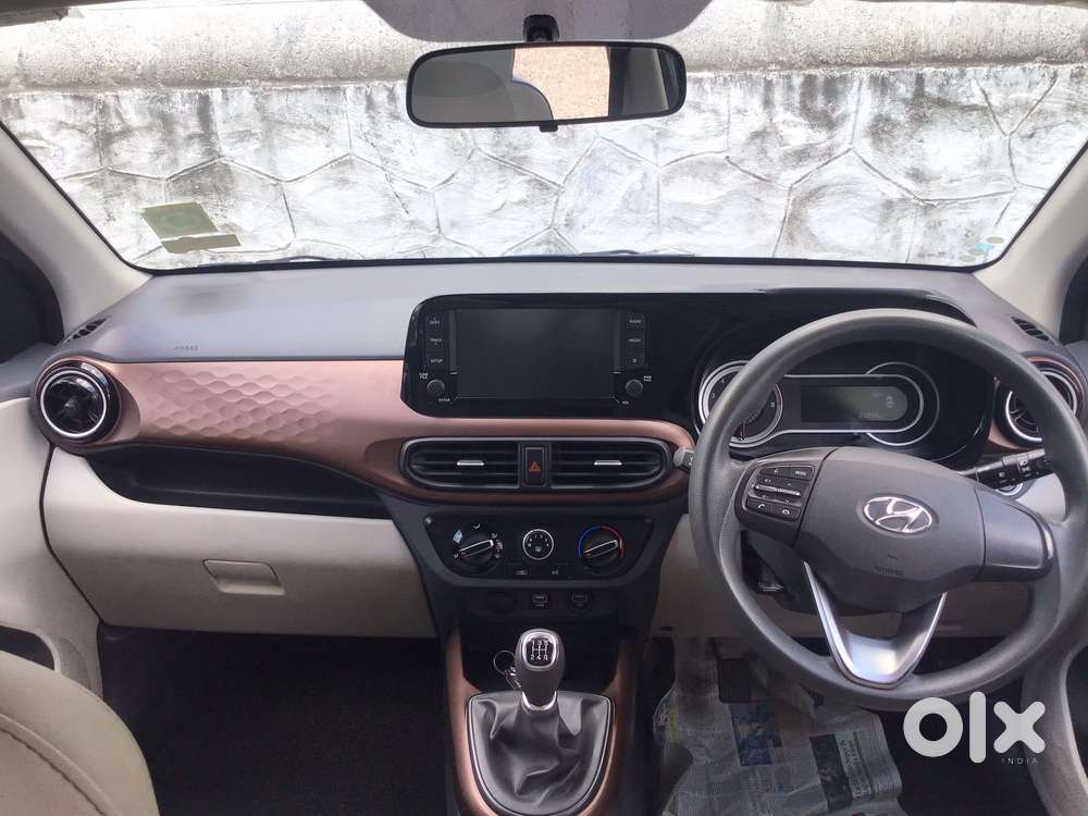Hyundai Aura Sx (o) Manual, 2022, Petrol