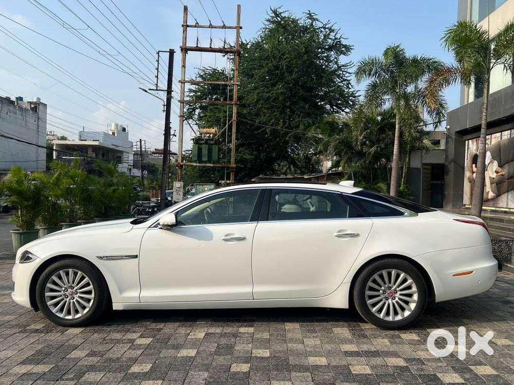Jaguar Xj L 2.0 Petrol, 2017, Petrol