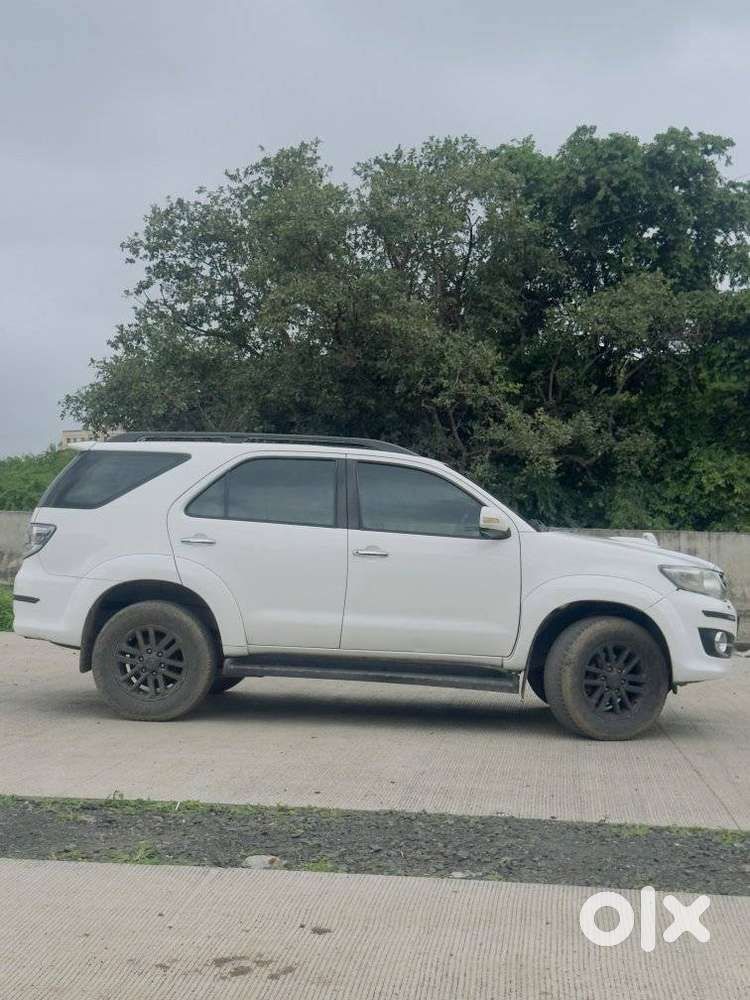 Toyota Fortuner 4x2 At, 2015, Diesel