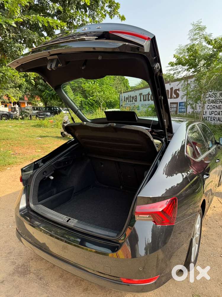 Skoda Octavia 2.0 Style Tsi At, 2022, Petrol