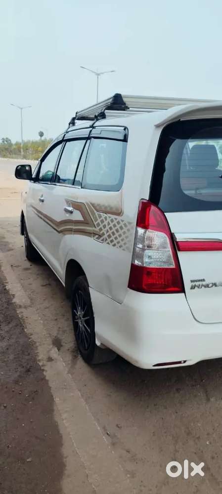 Toyota Innova 2011 Diesel Well Maintained