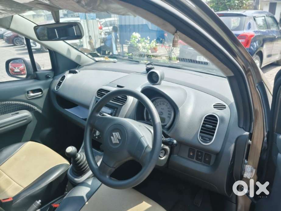 Maruti Suzuki Ritz Vxi, 2013, Petrol