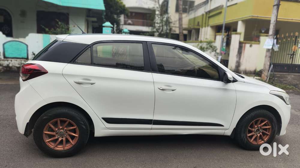 Hyundai I20 Sportz Option 1.4 Crdi, 2015, Diesel