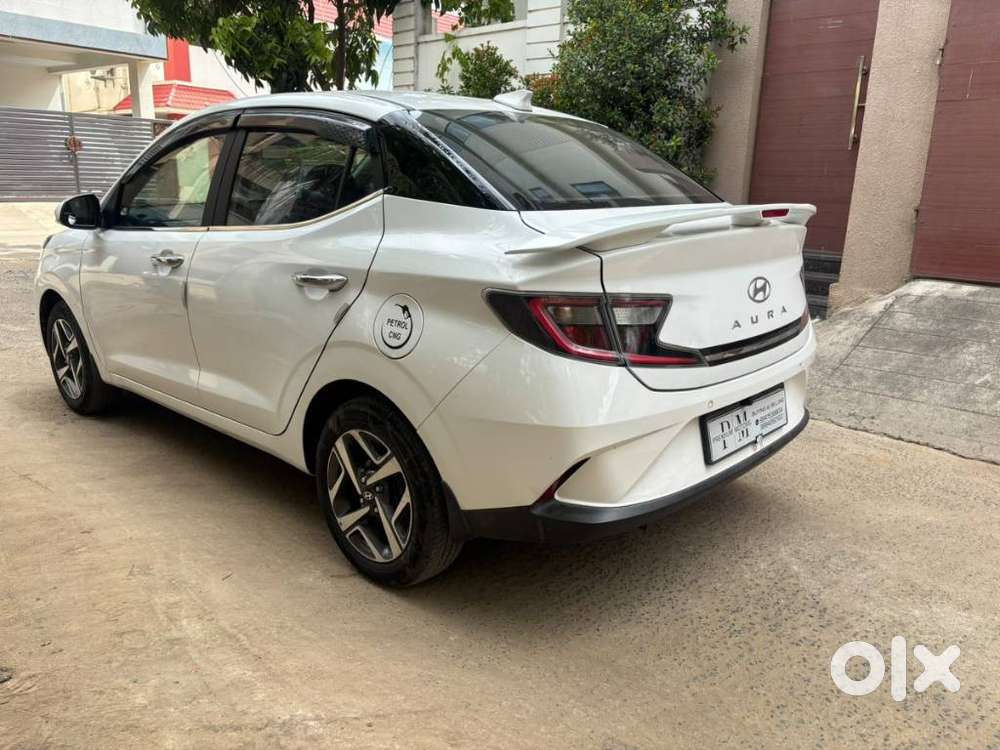Hyundai Aura 1.2 Sx Cng, 2023, Cng & Hybrids