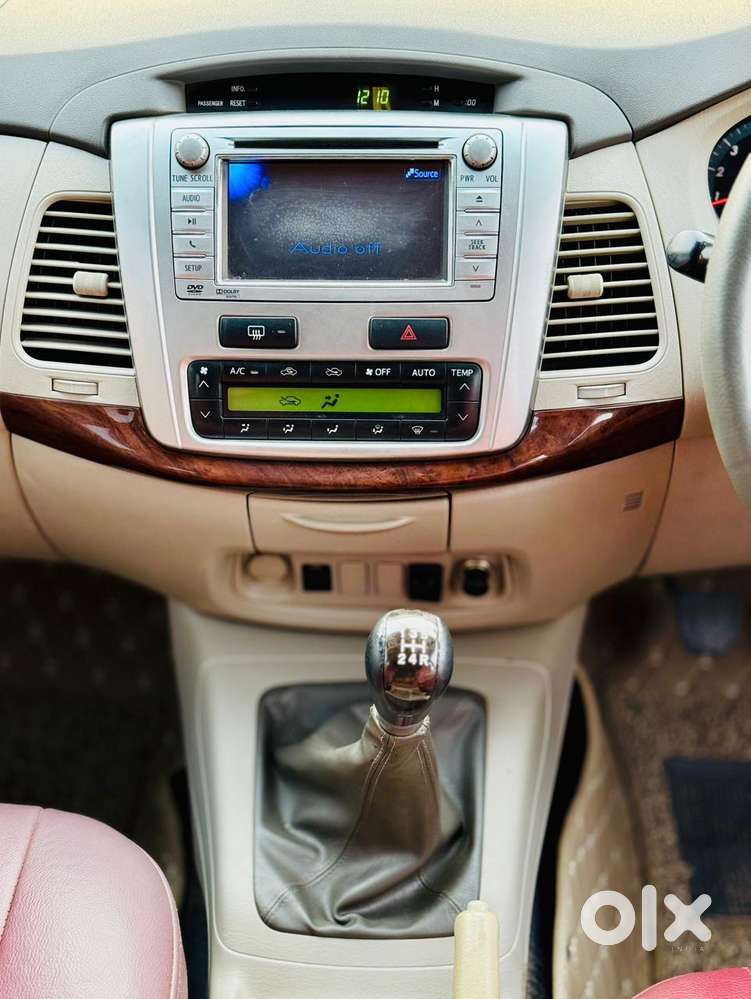 Toyota Innova 2.5 V 7 Str, 2013, Diesel