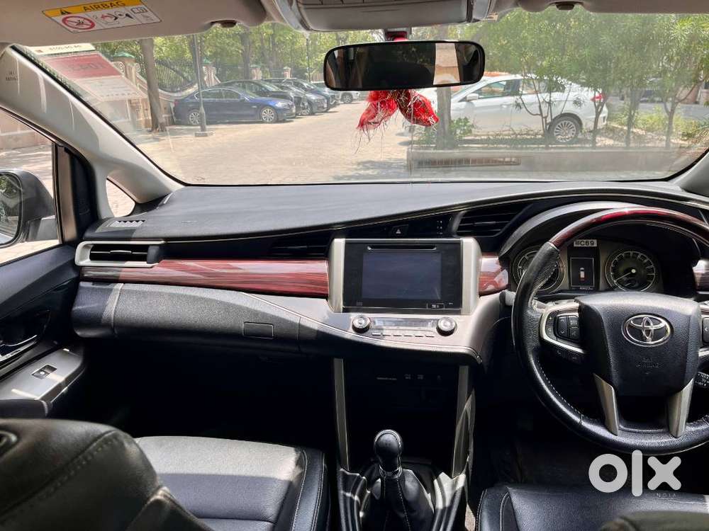 2018 Toyota Innova Crysta  1st Owner  Great Cond  Toyota Serviced
