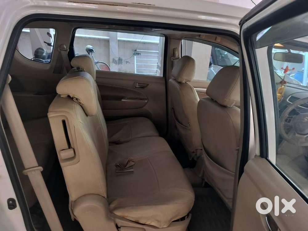 Maruti Ertiga Zxi, Petrol, 2013 Model