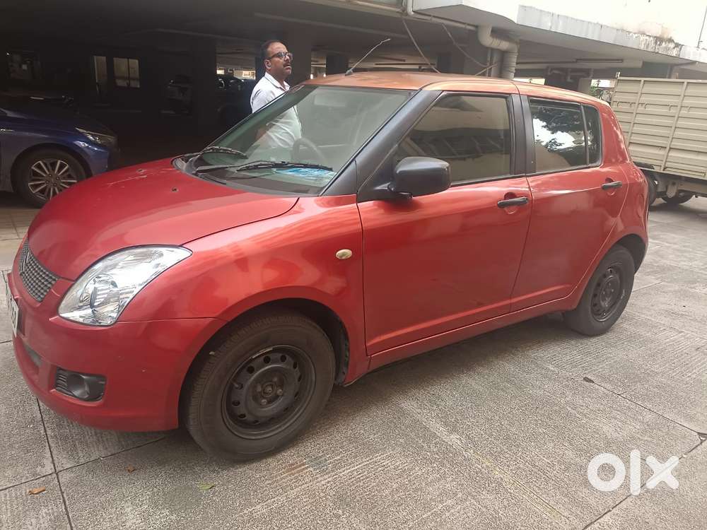 Maruti Suzuki Swift Vxi + Manual, 2011, Petrol